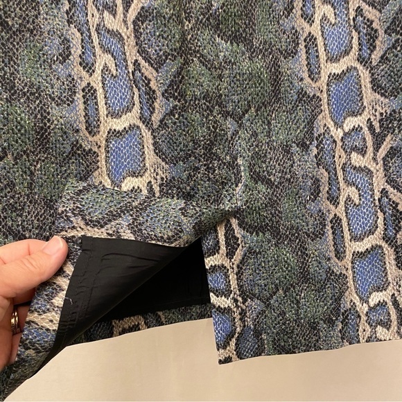 Ann Taylor Loft Snakeskin Python Print Skirt Blue Green Size 8 Animal Print - Picture 5 of 11